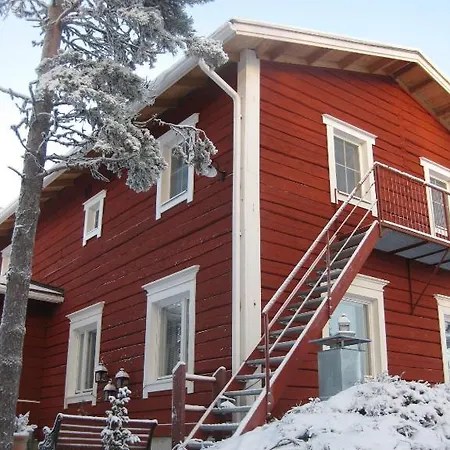 Дом отдыха Safaris - Papin Talo *